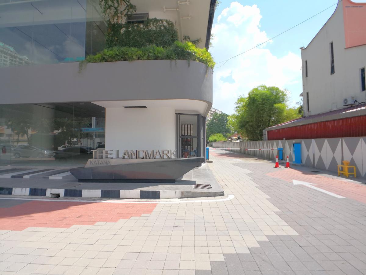The Landmark Seaview Gurney George Town Exterior photo